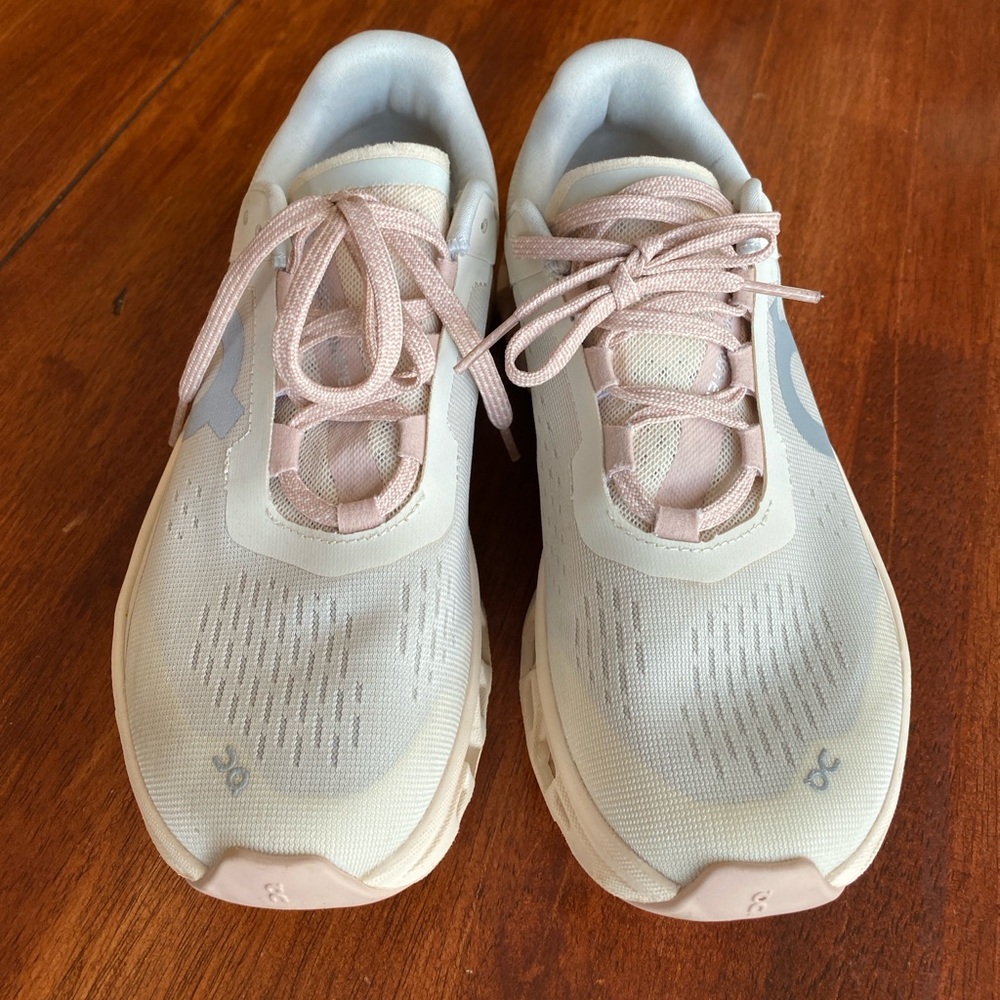 On Running Women's Cream and Pink Running Shoes 7.5 - Picture 6 of 16